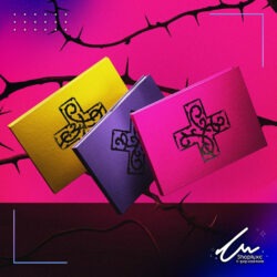 TOMORROW X TOGETHER - [7TH YEAR: 가시덤불에 잠시 바람이 멈췄을 때] (Photobook Random Ver.)